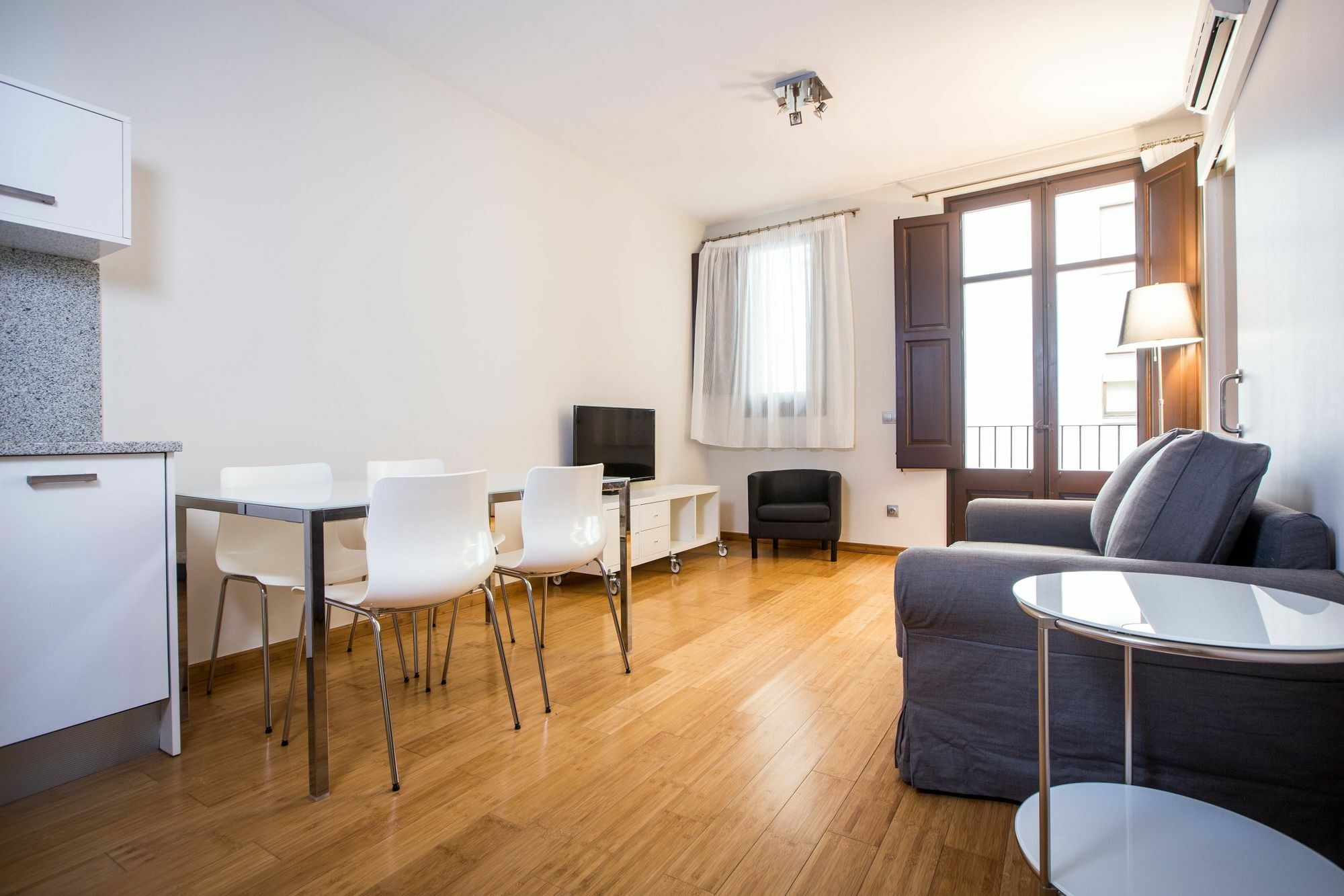 Апартаменты Girona Housing Ginesta 9 Экстерьер фото
